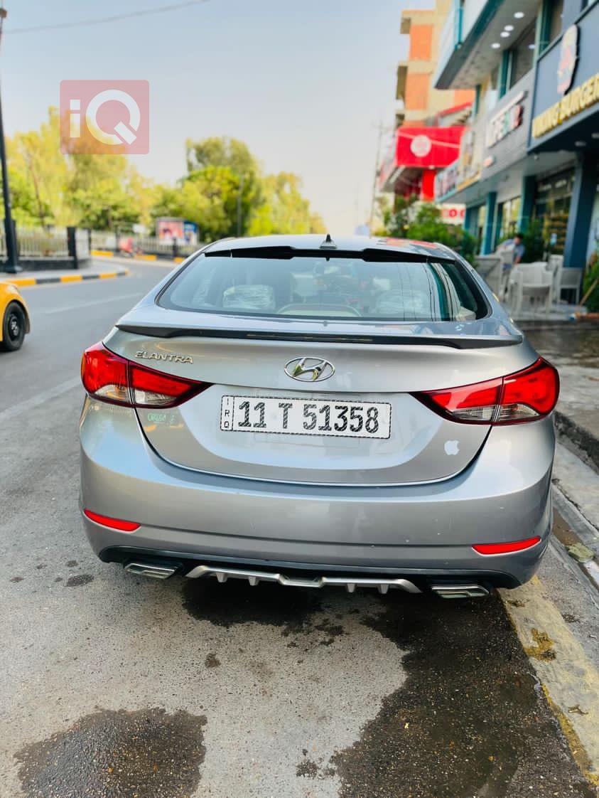 هیوندای ئەلەنترا